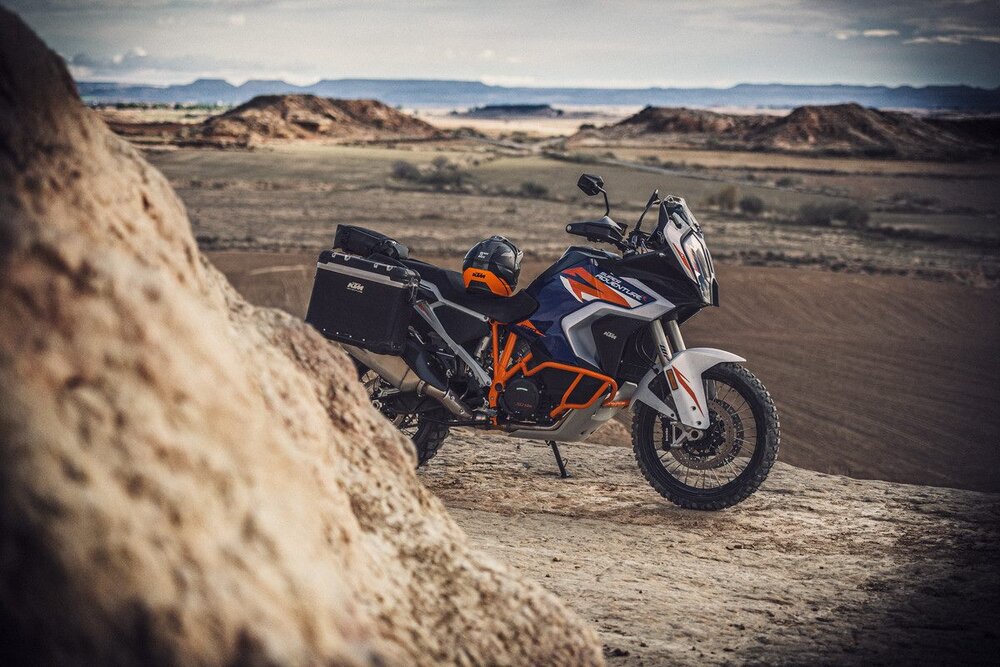 KTM 1290 SUPER ADVENTURE R_static.jpg