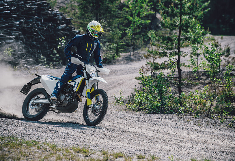 PHO_BIKE_DET_701enduro-20-bf2_#SALL_#AEPI_#V1.jpg