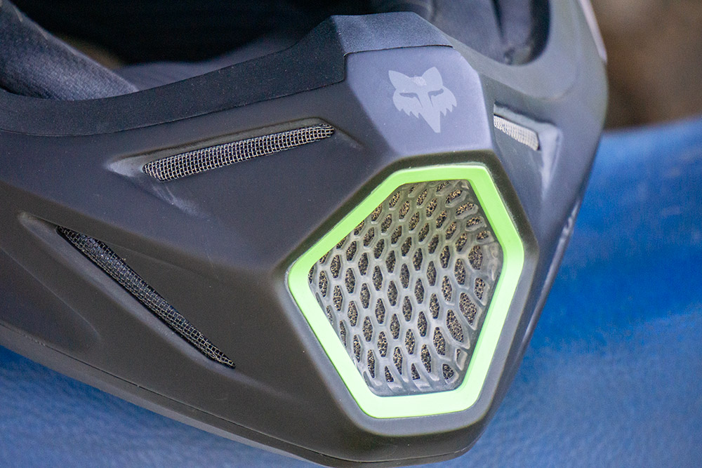 motorcycle helmet, motocross helmet, adventure riding helmet, Mips helmet, carbon fiber helmet, lightweight helmet, riding goggles, Fox helmet, Fox Racing,
