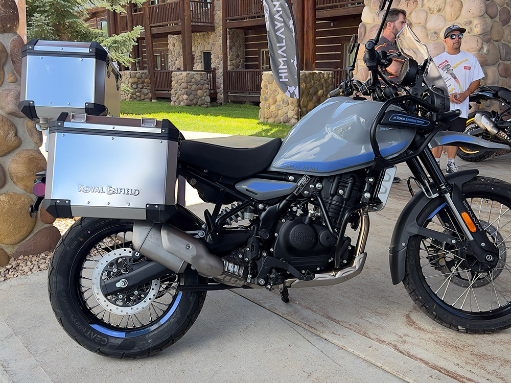 Royal Enfield 450 Himalayan Adventure Motorcycle, adventure motorcycle, overlanding motorcycle, dual sport motorcycle, dirt bike, India, himalayan, himlalays, panniers, crash bars,