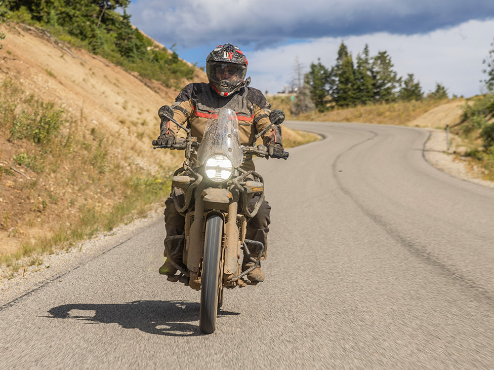 Royal Enfield 450 Himalayan Adventure Motorcycle, adventure motorcycle, overlanding motorcycle, dual sport motorcycle, dirt bike, India, himalayan, himlalays, panniers, crash bars,