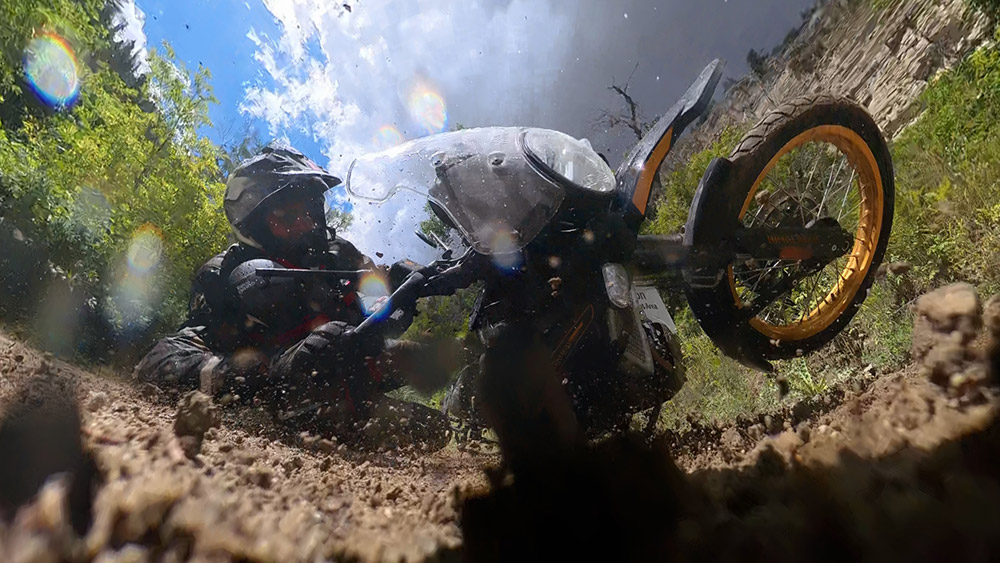 Royal Enfield 450 Himalayan Adventure Motorcycle, adventure motorcycle, overlanding motorcycle, dual sport motorcycle, dirt bike, India, himalayan, himlalays, panniers, crash bars,