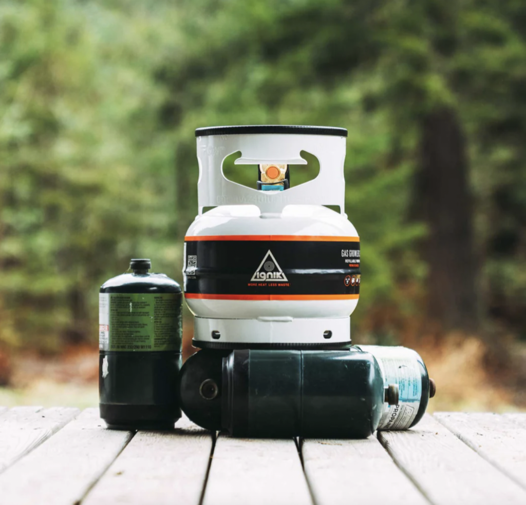 Ignik's new Gas Growler 3.8 holds the equivalent of around four green canisters and can be refilled after use.